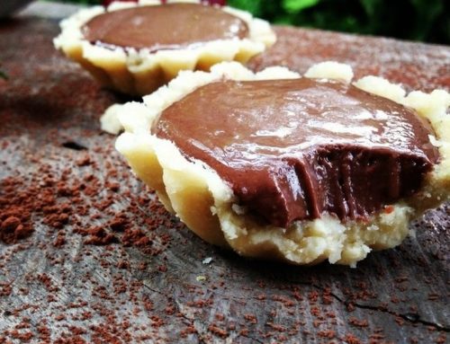 Fast Food Friday: Raw Vegan Chocolate Ganache Tarts